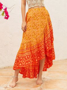 Floral Print Wrap Skirt , No Belt included #pomonaandpeach #popular #NewArrivals #BohoChic #fashion #boho #fresh Relaxed Boho Style, Looks Hippie, Dyt Type 3, Skirts For Girls, Ruffle Maxi Skirt, Coachella Dress, Maxi Skirt Boho, Orange Skirt, Boho Skirt