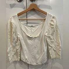 Free People 3/4 Sleeve Blouse Size: Xs Color: Creme New With Tags Black Bell Sleeve Top, Free People Blouse, High Low Blouse, Ruffle Crop Top, Purple Tank Top, Satin Long Sleeve, Cowl Neck Long Sleeve, Lace Top Long Sleeve, Boho Kimono