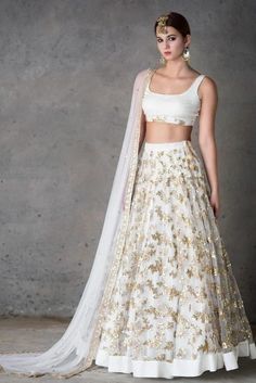 Beautiful Designer White Color Party Wear Lehenga Choli-Bridal Lehenga White And Gold Lehenga, Orang India, Navratri Lehenga, Gold Lehenga, Indian Wedding Lehenga, Festive Attire, Lehnga Dress, Bridal Lehenga Collection, Bridesmaid Inspiration