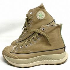 Converse Chuck 70 At-Cx Platform Shoes Men's Light Brown Canvas Casual A02777c Brand New With Box No Lid. 100% Authentic! The Chuck 70 At-Cx Combines Heavyweight Canvas With Classic Outdoor Colors And Cx Comfort To Keep Up With The Always Wondering, Always Wandering Creative Explorer. Innovative Cx Foam Cushioning Provides Next-Level Comfort For All-Day Exploration, While Iconic Chuck 70 Details Gives You Versatile Style To Go From City Life, To The Great Outdoors, And Back. Rounded Out With A D Custom High-top Sneakers For Outdoor Activities, Casual Khaki Sneakers With Vulcanized Sole, White Sole Canvas Shoes With Abzorb Midsole, Casual Custom Sneakers With Vibram Sole For Outdoor Activities, Outdoor Round Toe Canvas Shoes With Vulcanized Sole, Outdoor Canvas Shoes With Vulcanized Sole And Round Toe, Outdoor Vulcanized Sole Canvas Shoes With Round Toe, Casual High-top Khaki Sneakers, Khaki Sneakers With Vulcanized Sole And Round Toe