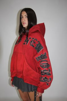 PREORDER ITEM: estimated ship date 3/15-3/20 Red acid washed boxy hoodie. Features frayed denim patchwork. HEAVYWEIGHT FLEECE SUPER BOXY, STREETWEAR STYLE FIT OVERSIZED SLOUCHY KANGAROO POCKET DOUBLE LINED HOOD VINTAGE WASH EFFECT Maria is 5 ft 7 and wearing a size Large. Hoodie With Design On Back, Oversized Hoodie With Boots, Going Out Streetwear, Grown Outfits Black Women, Hoodies With Words On The Back, Red Baggy Outfit, Large Hoodie Outfit, Women’s Street Style, Cute Merch Ideas