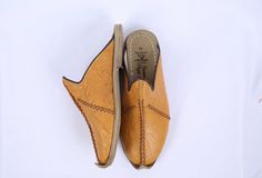 Our products are entirely handmade.Only finest leathers are used in our products. Calfskin for outer parts , cowhide for insoles, calfskin or sheepskin for inner linings and buffalo leather for soles covered with rubber. In addition to being natural leather, the dyes used are completely organic. It absorbs sweat from the feet, thus keeping the feet cool and dry. It can be easily combined with any outfit. Colors may be different due to the lightning in the pictures. Custom orders are taken. Pleas Closed Toe Leather Moccasins With Leather Lining, Leather Moccasins With Leather Lining, Leather Slip-on Moccasins With Closed Toe, Leather Mules With Plain Toe And Stitched Sole, Leather Mules With Stitched Plain Toe, Leather Mules With Stitched Sole And Plain Toe, Leather Round Toe Mules For Galas, Leather Mules For Galas With Round Toe, Leather Moccasins With Leather Footbed