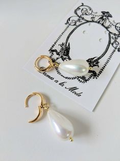 18th Century Jewelry, Pearl Hoop Earrings, Real Pearls, Drop Earring, Pearl Drop Earrings, Pearl Drop, Duchess Of Cambridge, Queen Elizabeth, 18th Century