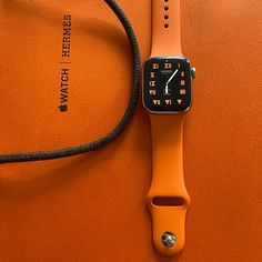 Brand New Authentic Orange Hermes Silicone Strap. Came With The Watch But I Do Not Use It ( Just Not My Style). Only Available With Hermes Apple Watch Purchase. 41 Mm. See Photos For Proof Of Purchase. This Is Only For The Hermes Apple Watch Strap. Watch Was Pictured For Reference Apple Watch Hermes, Hermes Apple Watch, Orange Watches, Hermes Watch, Hermes Orange, Vintage Watches Women, Hermes Accessories, Accessories Brand, Ostrich Leather