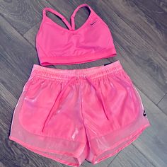 New Hot Pink Sports Wear Large Top And Medium Shorts Nike Activewear With Shorts For Summer, Nike Activewear With Built-in Shorts For Summer, Nike Nylon Athletic Shorts For Workout, Nike Athleisure Shorts, Nike Sporty Workout Shorts, Nike Spring Activewear Shorts, Nike Athleisure Activewear With Built-in Shorts, Nike Sporty Gym Shorts, Nike Spring Activewear