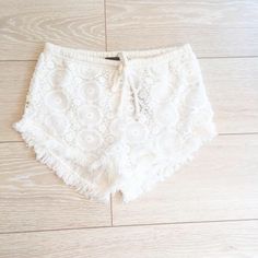 Gorgeous White Crochet Shorts White Crochet Shorts, Crochet Shorts, White Crochet, Color White, Womens Shorts, Crochet, Women Shopping, White, Color