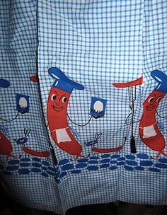 Vintage Gingham Apron with Dancing Hotdogs | eBay Gingham Apron, Retro Picnic, Outdoor Meals, Vintage Gingham, Blue Things, Sewing Aprons, Picnic Set, Novelty Fabric, Retro Stuff