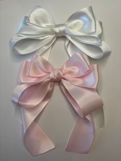 Silver And Pink Ruffle Ribbon Bow, Hair Bow Inspiration, Bows Hair Accessories, Bows And Ribbons, Hair Ribbon Ideas, Pink Accessories Aesthetic, Hair Bows Aesthetic, Bow Aesthetic Hair, Birthday Wishlist Ideas I Want