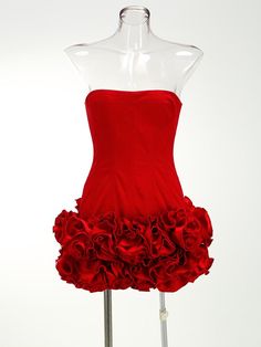 The Red Strapless Sweetheart Neck Corset Mini Dress is a bold and elegant piece that features a fitted, structured corset bodice, enhancing the silhouette with its contoured design. The sweetheart neckline adds a soft, romantic touch, while the strapless style showcases the shoulders. The back of the dress includes a delicate tie closure, adding an adjustable and playful detail to the overall look. The skirt is made of full ruffled layers, creating a flirty vibe. Perfect for making a statement at a party or special event, this dress combines a fun, edgy twist. * Sizing - All items are made according to measurement ranges, they are NOT typical letter or numeric sizing. It is imperative to compare your exact measurements with the size chart provided either in the listing photos or item descr Christmas Prom Dresses, Red Flower Wedding, Elegant Christmas Party, Structured Corset, Neck Corset, Strapless Evening Dress, Birthday Party Outfits, Strapless Corset, Corset Bodice