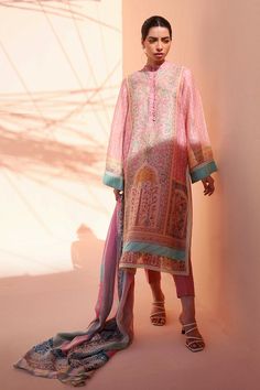 Pink Floral Chanderi Kurta, Pink Chanderi Kurta With Floral Print, Pink Floral Print Chanderi Kurta, Pink Silk Bohemian Sets, Summer Designer Digital Print Kurta, Summer Designer Kurta With Digital Print, Spring Designer Pink Kurta, Designer Spring Pink Kurta, Designer Pink Kurta For Spring