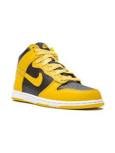 yellow leather/rubber signature Swoosh logo detail contrasting panel detail round toe front lace-up fastening logo patch at the tongue ankle-length rubber sole These styles are supplied by a premium sneaker marketplace. Stocking only the most sought-after footwear, they source and curate some of the most hard to find sneakers from around the world. Dunk High, Maize, Swoosh Logo, Nike Kids, Yellow Leather, Flat Boots, Sneaker Collection, Ballet Flat Shoes, Designer Sneakers