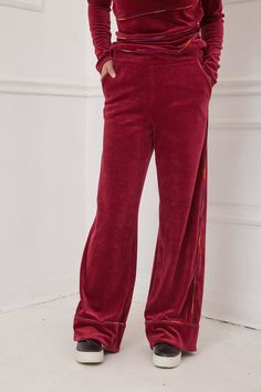 "Pants For Women, Velvet Pants, Plus Size Clothing Extremely comfortable pants designed for unhindered movement during your busy days. Match it with this top https://www.etsy.com/listing/639647978/ 🌟 Every order is sent out worldwide with EXPRESS 2-3 days delivery 🌟 Easily customizable Comfortable and the ideal gift idea Fitting every body type, suitable for every occasion Easily combined with accessories and other articles of clothing Adeptt Fashion is designed to flatter every body type and Red Wide Leg Bottoms With Elastic Waistband, Blouse With Pants, Velvet Clothing, Design Pants, Velvet Blouse, Velvet Jumpsuit, Articles Of Clothing, Blouse Plus Size, Pockets Pants