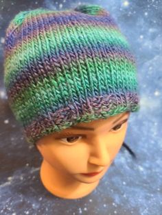 Check out this item in my Etsy shop https://www.etsy.com/listing/1373704393/northern-lights-beanie Rainbow Beanie, Bear Paw Print, Mermaid Dreams, Stylish Purse, Beanie Style, Hooded Scarf, Turquoise And Purple, The Northern Lights, Bear Paws