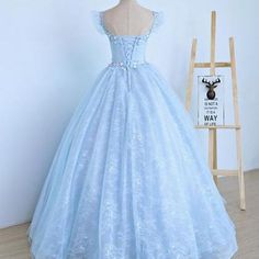 Blue Dress With Pearls, Light Blue Sweet 16, Winter Sweet 16, Sweet 16 Dresses Long, Dream Wedding Beach, Sweet 16 Party Dress, 18th Birthday Dress, Blue Sweet 16, Dress With Pearls