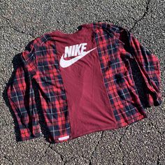 Reworked Nike shirt Fall Long Sleeve College Style T-shirt, Casual Patchwork Tops For College, Long Sleeve Flannel Shirt For Streetwear, Vintage Cotton Flannel Shirt For Streetwear, Sporty Patchwork Tops For College, Casual Patchwork Shirt For Winter, Casual Winter Patchwork Shirt, Winter Long Sleeve Patchwork Shirt, College Crew Neck Tops With Patchwork