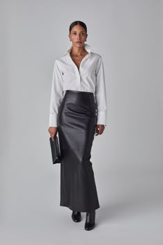 Full Black Leather Skirt Outfit, Black Leather Maxi Skirt, Pu Skirt Outfit, Leather Maxi Skirt Outfit, Leather Midi Skirt Outfit, Long Leather Skirt Outfit, Burgundy Skirt Outfit, Black Leather Skirt Outfit, Long Leather Skirt