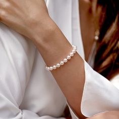 Feminine Pearl Bracelet For Wedding, Elegant Pearl White Bracelet For Gift, Elegant Pearl White Bracelet As A Gift, Anniversary Akoya Pearl Bracelet In Pearl White, Elegant Pearl Bracelets For Anniversary, Elegant Pearl Embellished Bracelet As Gift, Elegant Pearl Embellished Bracelets As Gifts, Elegant Pearl Embellished Bracelet Gift, Elegant Pearl Drop Bracelet