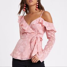 Brand New With Tags!!! Cold Shoulder Ruffle/Flouncy Wrap Blouse. It’s A Uk Size 6 And European Size 32. Tartan Blouse, Butterfly Sleeve Top, Pink Wrap, Leopard Blouse, Black Sleeveless Blouse, Tulip Sleeve, White Lace Blouse, White Sleeveless Blouse, Embellished Blouse