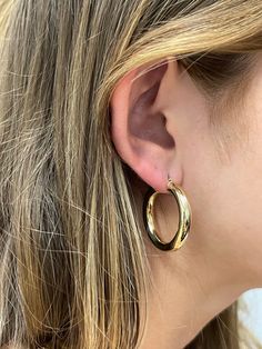 ➣ High quality 14K Yellow Gold 30mm 40mm Polished Hoop Earring with Hinged Closure, 5mm Thick, Tube Earrings, Thick Hoops, Real Gold Earrings ➣ MATERIAL: 14K Yellow Gold  ➣ Shape: Circle  ➣ Closure: Latch back   ➣ Solid / Hollow: Hollow  ➣Dimensions/ Weights:  30x5mm - 4.20g (pics & video showcasing this size)  40x5mm - 5.90g ◈ Please note that weights are approximate. ➣ SHIPPING: ◈ We always offer domestic FREE SHIPPING via USPS first class (3-5 business days)  ◈ We ship internationally, shippi Real Gold Earrings, Tube Earrings, Thick Gold Hoop Earrings, Thick Gold Hoops, Shape Circle, College Stuff, Gold Vermeil Jewelry, Orders Shipped, Vermeil Jewelry