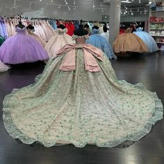 Gorgeous 3D Flowers Bow Quinceanera Dresses Ball Gown Off The Shoulder Sequined Lace Beading Sweet 15 Vestidos De XV Anos Lace Beading, Flora Dress, Modest Prom, Dresses Ball Gown, Wedding Dresses With Flowers, Wedding Flower Girl Dresses, Prom Dresses Modest, 16 Dresses, Sweet 15