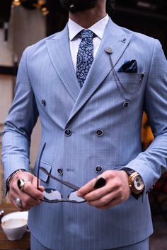 Collection : 2024-2025 spring/summer🔆 Product : Watt Slim Fit Blue Self Patterned Double Breasted Suit Color: Blue Available Size : 46-48-50-52-54-56 Material Content: 55% Cotton, 45% Polyester Luxury Double Breasted Suit With Notch Lapel For Spring, Fitted Double Breasted Suit With Suit Collar For Spring, Luxury Fitted Suits For Spring, Spring Business Three-piece Suit With Suit Collar, Three-piece Suit For Business Casual In Spring, Spring Formal Three-piece Suit With Suit Collar, Luxury Double Breasted Business Suit For Spring, Tailored Three-piece Suit For Spring With Long Sleeves, Business Casual Three-piece Suit With Suit Collar For Spring