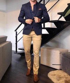 Khaki Pants Outfit Men, Navy Blazer Outfits, Menswear Suit, Khaki Pants Outfit, Blazer Outfits Men, Mens Fashion Work, Pants Outfit Men, Formal Men Outfit, Mens Fashion Blazer