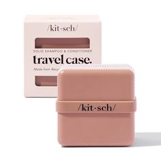 Take your Bottle-Free Beauty® routine on the move with the Kitsch Recycled Solid Shampoo & Conditioner Travel Case! Designed for traveling with and storing your favorite shower solids, this two-compartment case helps keep your bars dry and clean, no matter where you’re off to. Plus, the handy silicone band ensures leak-free packing. Hair Mask Pouch, Travel Size Kits, Ouai Travel Kit, Peru Outfits, Inside My Bag, Groove Design, Hair Dyes, Solid Shampoo, Makeup Bag Organization