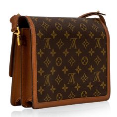 Crafted from Louis Vuitton's iconic monogram canvas, the Raspail is a true must-have for any vintage lover. This stunning piece is the perfect companion to accompany you throughout your day. Hold all your essentials comfortably inside while remaining sleek, stylish and sophisticated. That go-to accessory you don't even have to think about, the Raspail is a bag you'll have for life. Whether you pair this piece with jeans and a basic tee or trousers and a simple jumper, the Raspail is the perfect compliment to any casual look. Timeless and classic, this vintage gem will remain in style and in your wardrobe forever. SPL Exterior Monogram canvas Terra cotta cross- grain leather Adjustable Short looping strap Brass hardware edges Single flap Frontal turn lock Very good vintage condition - some Vintage Lover, Timeless Handbag, Luxe Fashion, Basic Tee, Exclusive Bag, Terra Cotta, Embossed Logo, Brass Hardware, New Bag