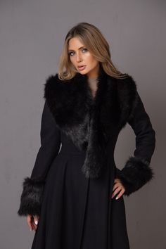 Luxury Fur Coat With Padded Collar In Faux Fur, Luxury Fur Coat With Lapel Collar For Fall, Luxury Long Sleeve Outerwear With Horn Royal Black Buttons, Coat With Fur Collar And Cuffs, Black Fur Coat Outfit Classy, Black Fur Coat Outfit, Scorpio Venus Style, Ladies Long Coat, Cape Clothing