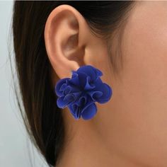 New - Fabric Flower Stud Earrings - Blue Trendy Flower Stud Earrings Material: Polyester Blue Flower Shaped Earrings For Summer, Blue Flower-shaped Summer Earrings, Spring Blue Flower Earrings, Blue Spring Earrings For Pierced Ears, Blue Flower Earrings For Spring, Blue Spring Earrings, Blue Drop Earrings With Handmade Flowers, Blue Flower Earrings For Party, Blue Handmade Flower-shaped Earrings