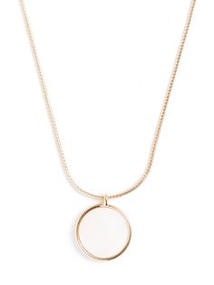 Delicate Gold-plated Chain Jewelry, Delicate Chain Rose Gold Metal Jewelry, Gold Plated Clavicle Chain Jewelry, Trendy Gold-plated Round Pendant Jewelry, Rose Gold Plated Brass Jewelry, Trendy Gold Plated Round Pendant Jewelry, Delicate Rose Gold Metal Chain Jewelry, Trendy Round Brass Jewelry, Trendy Gold Circle Jewelry