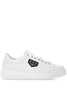 white nappa leather logo plaque round toe front lace-up fastening heel counter branded insole flat rubber sole Balenciaga Track, Office Bag, Balenciaga Triple S, Custom Watch, Summer Beach Wear, Philipp Plein, Leather Logo, Derby Shoes, Athletic Sneakers