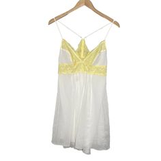 Victoria Secret Women’s Baby Doll Nightgown White Yellow Sleeveless Sz Medium *Please Review Photos Prior To Purchase! Measurements: Busts: 30'' Sleeve Length: 56'' Length: 32'' **Measurements Are Approximate Keywords: Babydoll, Sleeveless, White * Note Items From My Store Our Sourced From Various Locations And Most Types Are Sold In The Following Conditions: New, New Without Tags, Liquidation Preowned And Vintage. Items Are Looked Over And We Try To Note Any Flaws. Sometime They May Be Missed P Summer Camisole Nightgown For Night, Summer V-neck Slip With Lace Trim, White Summer Cami Nightgown, Summer V-neck Sleep Slip, Summer V-neck Slip For Sleep, Bedtime Camisole Slip With Lace Trim, Bedtime Lace Trim Camisole Slip, Sheer Summer Sleep Slip, Sheer Summer Slip For Sleep