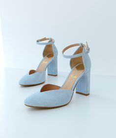 Bridal shoes 'JASMINE' are handcrafted in soft something blue suede. The wedding heel measures 9 cm / 3.5 inches tall and cushioned leather insoles ensure comfort for all-day wear. These high heels wedding shoes are designed with a V-notched vamp (v-cut) which makes these wedding sandals even more elegant and special. This shoe is handmade using the best quality Italian upper genuine suede with genuine leather inside.  Inside there is a soft Memory foam insole, which gives a feeling of additiona Blue Heels Wedding, Hobbit Wedding, Blue Bridal Shoes, Seattle Trip, Bridal Sneakers, Blue Wedding Shoes, Bridal Sandals, Wedding Shoes Heels, Blue Bridal