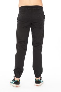 Jogger twill pant 98% cotton, 2% spandex Straight Leg Chino Twill Chinos For Streetwear, Casual Black Chino Cotton Twill Pants, Straight Leg Chino Cotton Twill Chinos For Streetwear, Straight Leg Chinos For Streetwear, Tapered Leg Chinos With Side Pockets For Streetwear, Fitted Cotton Sweatpants With Pockets, Fitted Cotton Cargo Pants For Fall, Black Cotton Chinos For Spring, Trendy Cotton Chinos For Spring