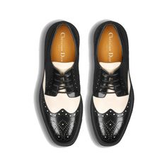 - Composition: 100% calf leather - Inner: Leather - Insole: Leather - Sole: Leather - Round toe - Perforated detail - Front lace-up closure Timeless Leather Lace-up Shoes With Brogue Detailing, Calf Leather Oxfords With Branded Insole For Derby, Derby Oxfords With Branded Insole And Calf Leather, Calf Leather Cap Toe Oxfords With Branded Insole, Timeless Calf Leather Lace-up Shoes With Round Toe, Luxury Patent Leather Lace-up Shoes With Brogue Detailing, Brogue Lace-up Shoes In Calf Leather For Business, Calf Leather Lace-up Derby Shoes With Round Toe, Luxury Wingtip Lace-up Shoes For Galas