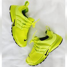 Size: 6 Women's -Brand New With Box. / No Box Top - Same Day Shipping All My Footwear / Apparel Is 100% Authentic. - Firm Price. -Thank You! Green Lace-up Custom Sneakers For Jogging, Green Custom Sneakers With Boost Midsole For Sports, Sporty Green Lace-up Basketball Shoes, Green High-top Sporty Running Shoes, Sporty Green High-top Running Shoes, Sporty Green Basketball Shoes, Sporty Green Low-top Running Shoes, Sporty Nike Running Shoes With Laces, Green Athleisure Sneakers For Jogging