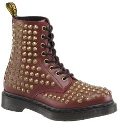 1460 SMOOTH SPIKE (cherry red). Casual Streetwear Boots With Rivets, Trendy Lace-up Boots With Spikes, Casual High-top Boots With Rivets, Casual Boots With Rivets For Streetwear, Winter Streetwear Boots With Spikes, Trendy Red Boots For Streetwear, Spiked Boots For Winter Streetwear, Red Boots For Fall Streetwear, Casual Lace-up Boots With Rivets