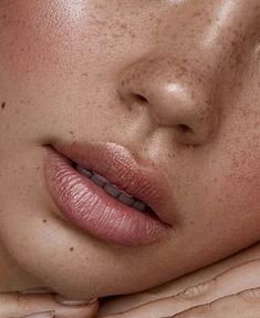 Powerful Makeup, Lips Inspiration, Collection Board, Pinterest Makeup, Florida Trip, Lip Shapes, Painted Ladies, Natural Lip