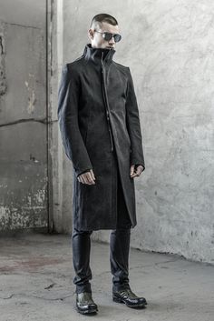 "PHANTOM CHARCOAL WASHED DENIM COAT __SLIM FIT __RAW HEM __ZIPPER CLOSURE __WASHED HEAVY DENIM __2 FRONT POCKETS __1 INTERIOR POCKET __1 REAR POCKET __ARM SHAPED SLEEVES __SCAR STITCHED SLEEVE DETAILS __FULLY LINED model__ chest 103 (40.5\"), waist 77 (30.3\"), hips 96 (37.8\"), biceps 35 (13.8''), height 180 (5'11\"), kg 74 (163 lbs) model wears size M | color: charcoal, black lining fabric__ 100 washed heavy denim, lining: 100 cotton care__ dry clean sizing__ size XS (IT 44, US 34, JP 1) chest Stylish Men Wear, Slim Fit Coat, Linen Coat, Expensive Clothes, Mens Parka, Long Trench Coat, Men Wear, Trench Coat Black, Charcoal Black