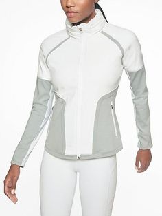 NWT Athleta Jump Step Jacket White/ Fog Grey Heather Size L PRODUCT DETAILS Designed for mobility while you train, this lightweight jacket is made of breathable recycled fabric. Reflective details add protection when the sun fades. INSPIRED FOR: run, workout To Fro, adventure travel, adventure To Fro SUSTAINABLE: Made from Recycled Poly, a supremely sleek fabric made from post-consumer plastic bottles that helps lessen our impact on the world Fully stowable hood has a cinch cord to keep in place Puffer Vest Outfit, Run Workout, Gym Workout Wear, Yoga Kids, Sports Wear Women, Dress The Population, Running Jacket, Travel Adventure, Cycling Outfit