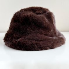 Luxury Faux Fur Vegan Bucket Hat, Chunky, Vegan Fur, High Quality Soft Warm Cozy Winter Hat, Fashion Bucket Hat, Winter Hat, Womens Hat - Etsy Türkiye Brown Winter Bucket Hat, One Size, Brown Bucket Hat For Winter, One Size, Brown Winter Bucket Hat In One Size, Brown Winter Bucket Hat One Size, Adjustable Brown Hats With Faux Fur Lining, Brown Winter Cloche Hat, One Size, Brown Cloche Hat One Size For Winter, Brown Mini Hat With Short Brim For Winter, Brown Winter Cloche Hat One Size