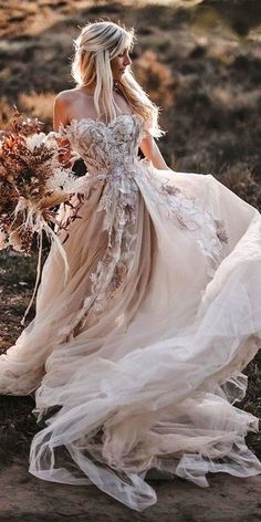 Pretty Wedding Dresses, Boho Wedding Dress Lace, Cute Wedding Dress, Wedding Dress Pictures, Bohemian Wedding Dresses, Ball Gowns Prom, Black Wedding Dresses