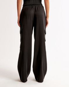 Mid rise, wide leg pants in a soft woven fabric, featuring a pull-on style elasticated waistband and functional pockets. Women's Bottoms, Cargo Pant, Cargo Pants Women, Abercrombie & Fitch, Suits Coats, Athletic Fits, New Arrival Dress, Swimwear Accessories, Abercrombie Fitch