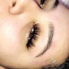 #eyelashextensions #volumelashes #hybirdlashs #lashextension #lashesquotes #lashgoals #prettyextensions Long Hair Clip, Looks Kylie Jenner, Hair Curlers Rollers, Volume Eyelash Extensions, Silicone Makeup, Eyelash Sets, Makeup Lashes