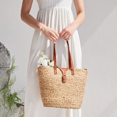 DESIGN Women Straw Bag by FinebagStudio DESIGN Classic simple style. Perfect for summer vacation. Ideal Gift: Whether you keeping it to yourself or gifting someone you care, it will be memorable and unforgettable. BRAND FinebagStudioWow! Everyday a new bag.Excellence in every design, easy-to-match colors, you can find your own style in FinebagStudio.Your styling, our priority. You are special to us.Change your mood with your dream bag. ABOUT ME Material: Made of high quality lightweight straws m Shoulder Purses, Beach Basket, Summer Beach Bag, French Baskets, Bags Casual, Woven Tote Bag, Budget Fashion, Basket Bag, Shoulder Purse