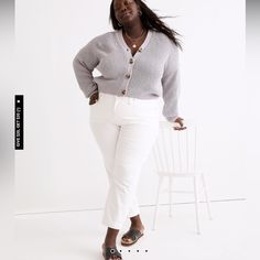 White Re-Engineered With Hour Glass Shape Tapered Leg Length 39.5” Waist 20” Rise 12�” Inseam 26.5” Approx Nwt # Sculpted # Figure Hugging # Gift Giving Madewell Overalls, White Stretch Mid-rise Jeans, Straight Crop Jeans, Hour Glass, Curvy Jeans, High Waist Fashion, Button Fly Jeans, Straight Leg Denim, Madewell Jeans