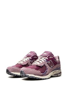 "Find NEW BALANCE 2002r \"\"protection Packviolet\"\" Sneakers on Editorialist. dark pink calf suede/mesh panelling logo patch to the side contrasting panel detail round toe front lace-up fastening branded insole rubber sole These styles are supplied by a premium sneaker marketplace. Stocking only the most sought-after footwear, they source and curate some of the most hard to find sneakers from around the world." 2002r New Balance, New Balance 2002r Protection Pack, London Fits, 2002r Protection Pack, Nike X Travis Scott, New Balance 2002r, Sneakers Pink, Pink Sneakers, Low Top Sneakers