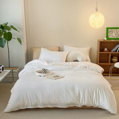 PRICES MAY VARY. 【High Material】: Our this white comforter sets is high quality cotton out fabric with soft ultra microfiber inner fill. Super Soft, Hotel Quality, Durable, Breathable, and Machine Washable. 【3Pcs White Comforter Sets Twin 】 : 1 x twin comforter ( 68" x 90") + 2 x standard pillowcases ( 20" x 26"). 【Solid White Color Design】: Modern solid white bedding comforter for boys girls men women bedroom. Give you a simple and warm room, and our solid color white comforter sets with two pi White Bed Comforter, White Bed Comforters, White Comforter Set, White Twin Comforter, Full Size Bed Sets, Bedding Comforter Sets, Full Size Comforter Sets, White Queen Bed, Queen Size Bed Sets