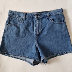 Size 16w - 38 " Waist, 13" Front Rise, 4.5" Inseam. Size 20w - 42" Waist, 13" Front Rise, 5" Inseam I Do Have Bundle Discount, Other Than That All Prices Firm Levi's Medium Wash Jean Shorts With Built-in Shorts, Levi's High-waisted Blue Jean Shorts, Levi's Relaxed Fit Medium Wash Jean Shorts, Levi's Denim Blue High-waisted Shorts, Levi's High Waist Vintage Shorts, Levi's Vintage High Rise Shorts, Vintage Levi's High Rise Jean Shorts, Blue Levi's Jean Shorts, Vintage Levi's High Rise Shorts